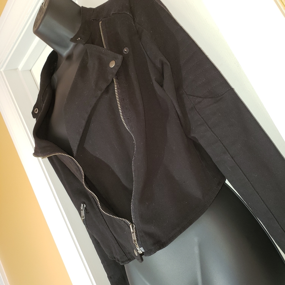 Black Rocker Style Jacket Rue21  Size Medium - Picture 3 of 8